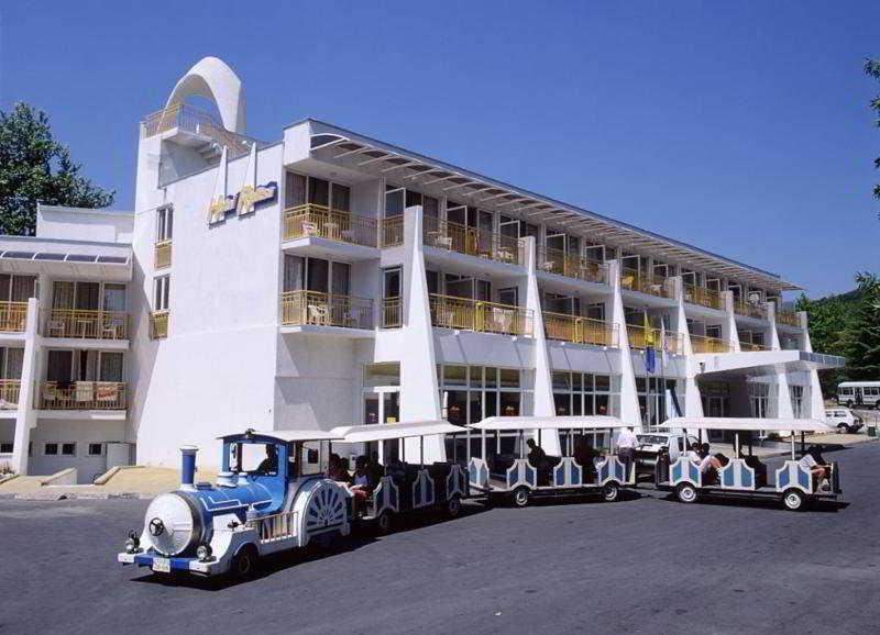 Hotel Ralitsa Aquaclub Albena Exterior photo